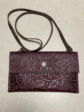 Handcrafted Crossbody Bag Unisex Burgundy Embossed Floral Leather Crossbody Bag